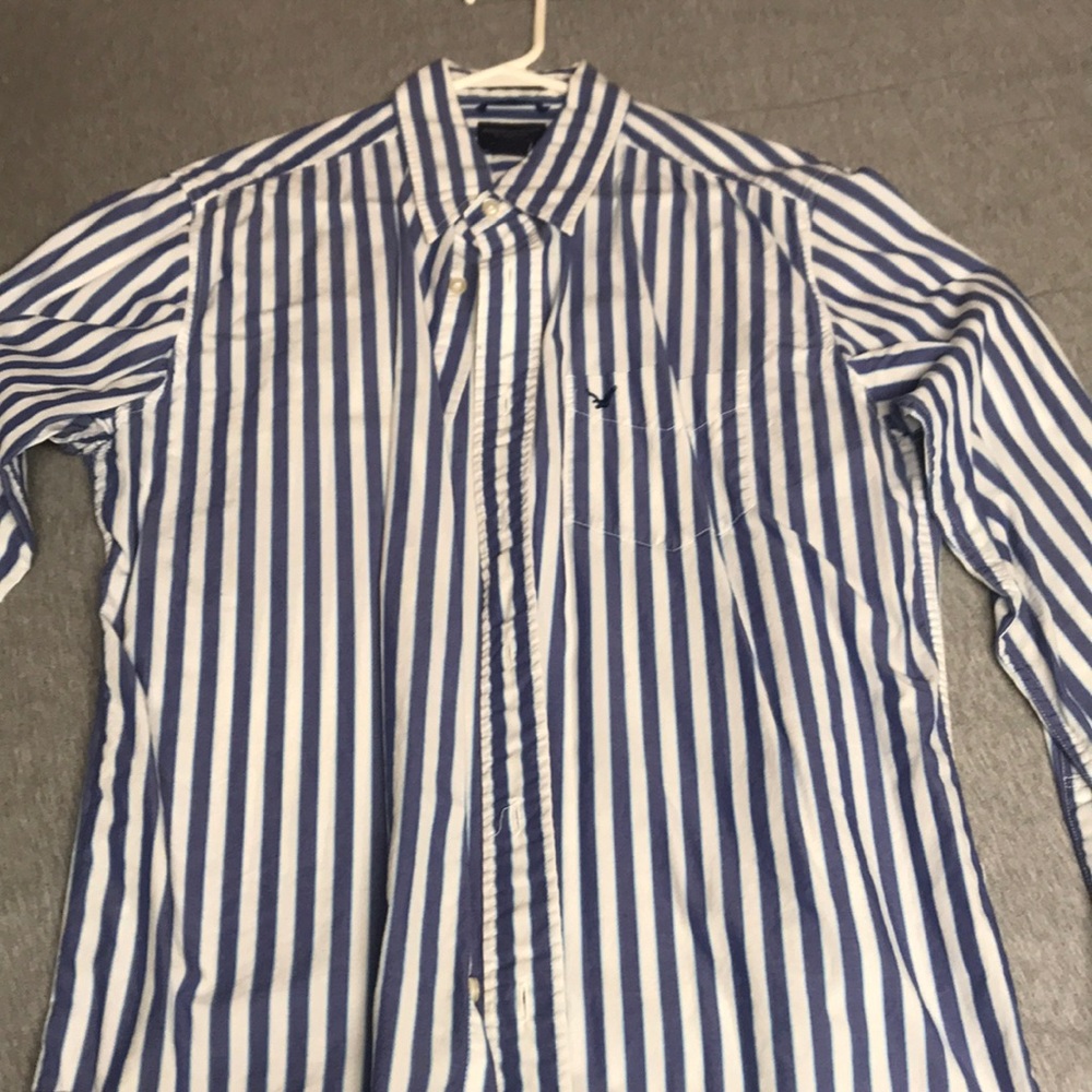 American eagle button down